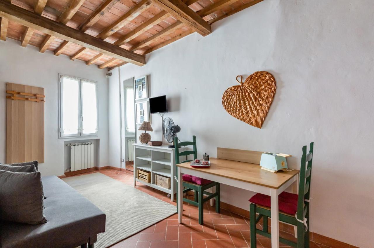Boboli Gardens Lovely Apartment ฟลอเรนซ์ ภายนอก รูปภาพ